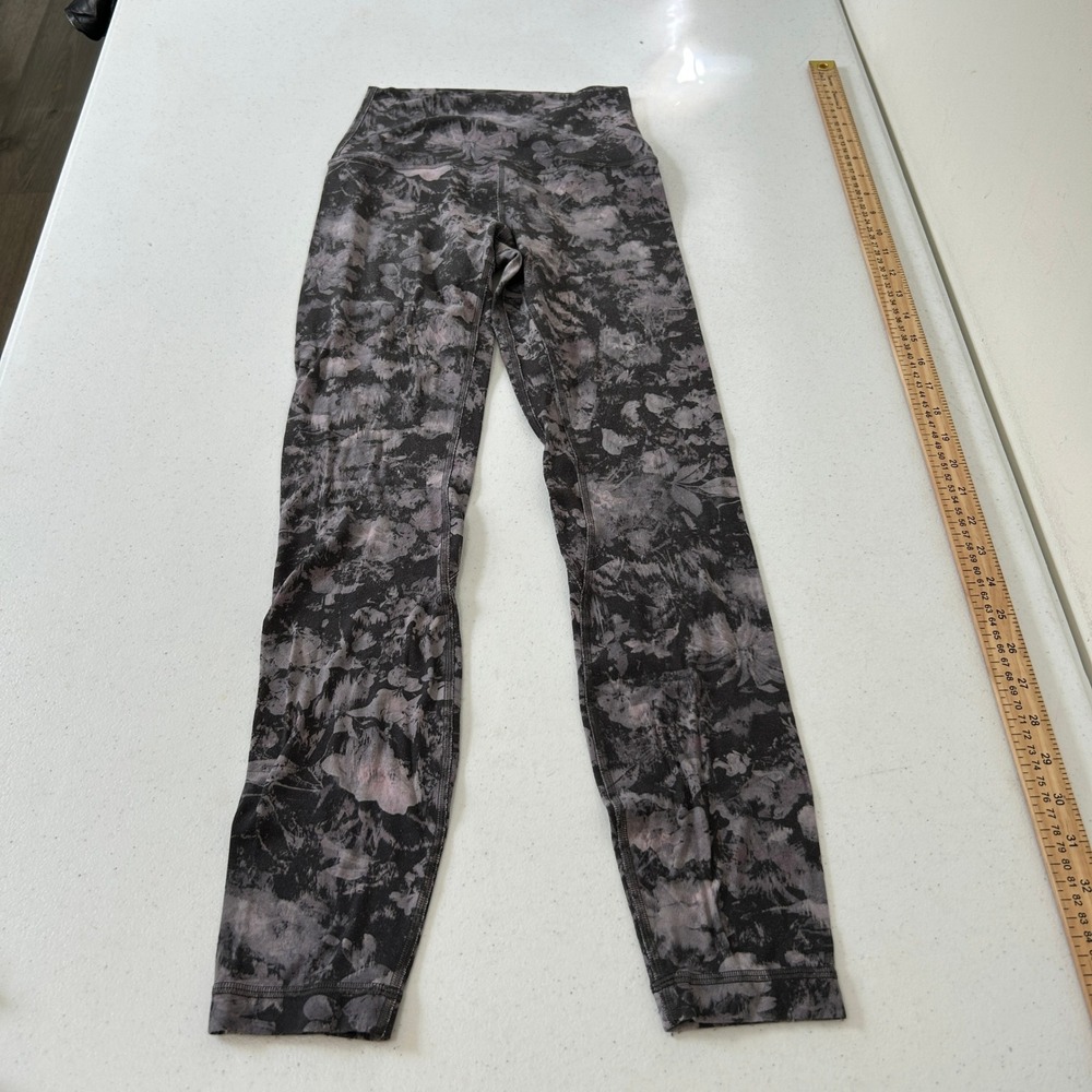 Lululemon High Rise Floral Abstract Leggings Black Grey Size 2 25 Inseam 7062